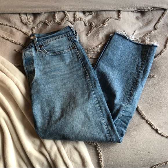 Levi’s Wedgie Straight - Picture 2 of 11